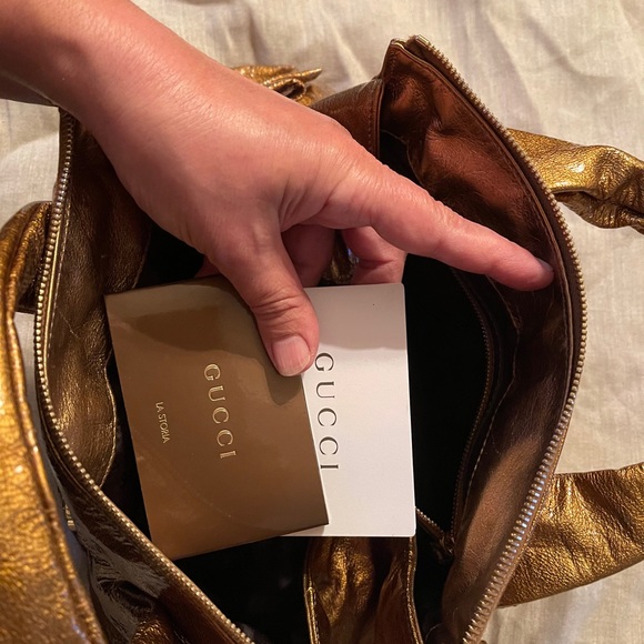 Gucci Handbag - Picture 4 of 9